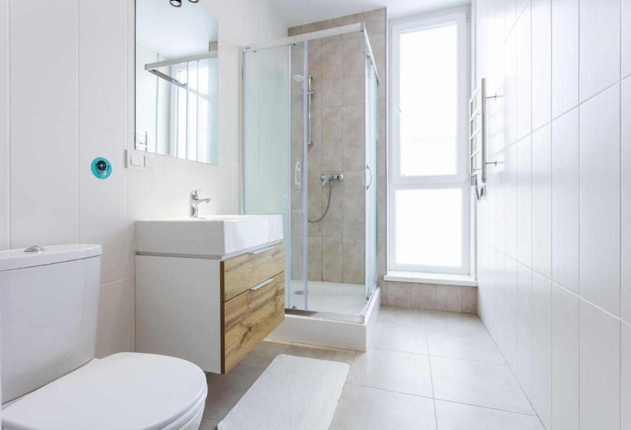 Nyvky Like Home - Studio - Apt 21 Kiev Luaran gambar