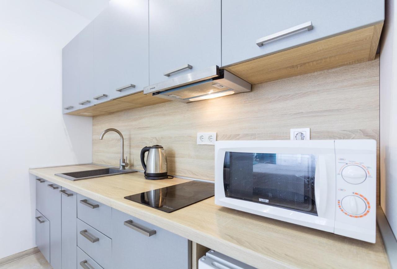Nyvky Like Home - Studio - Apt 21 Kiev Luaran gambar