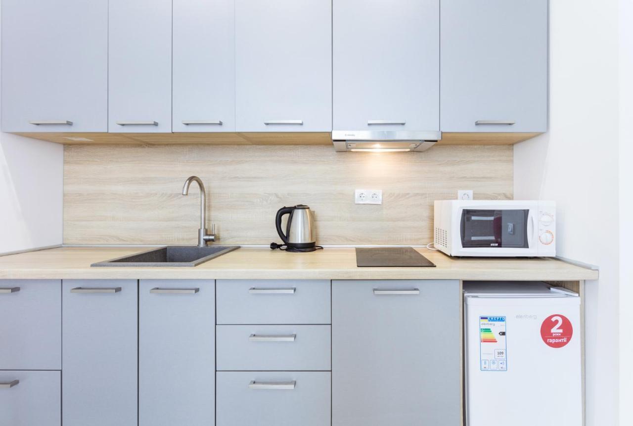 Nyvky Like Home - Studio - Apt 21 Kiev Luaran gambar