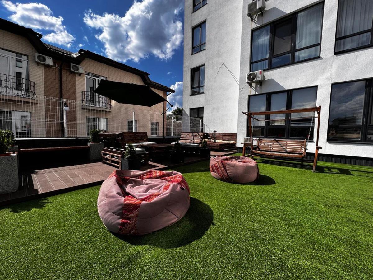 Nyvky Like Home - Studio - Apt 21 Kiev Luaran gambar